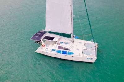 แล่นเรือใบ "SY Nauti By Nature"