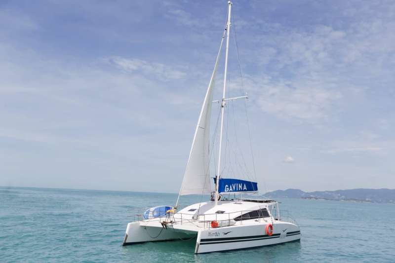 Navigation le long de la côte de Samui