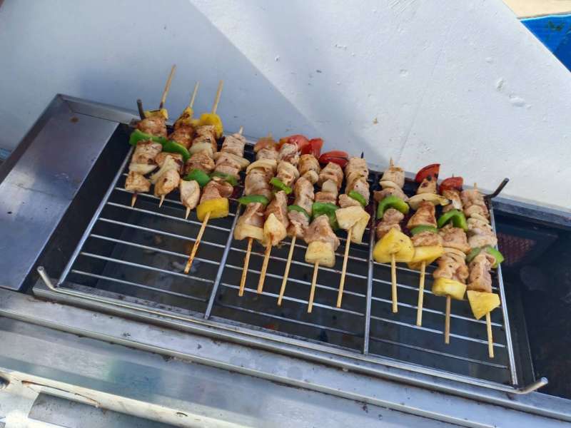 Snacks, fruits et barbecue
