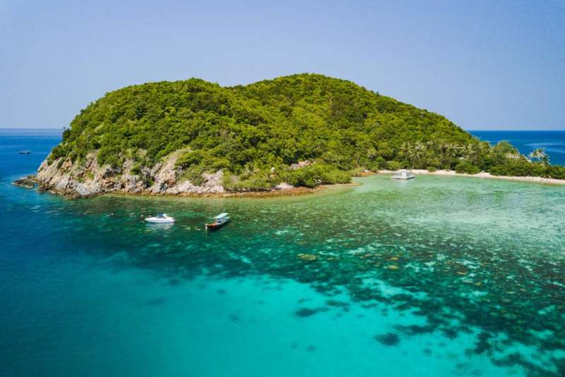 Arrêt à la plage et baignade