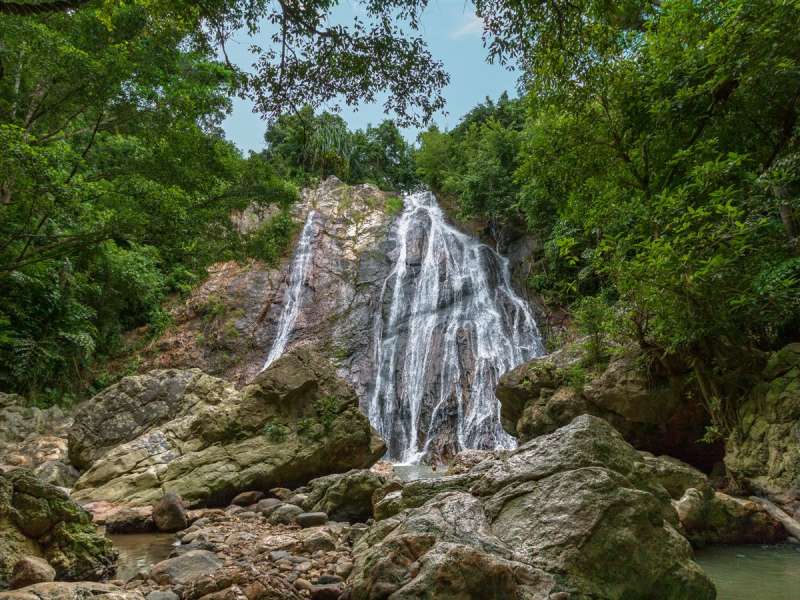 ";
Cascade de Namuang 1