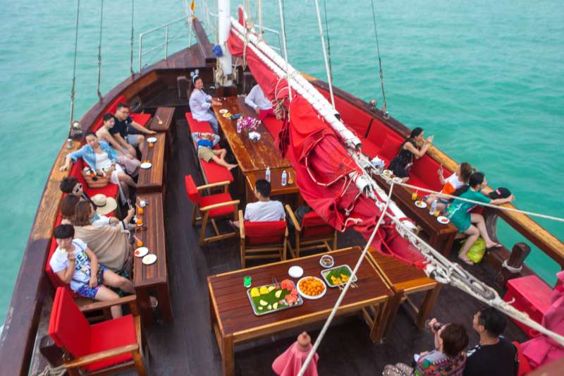 Croisière de l'après-midi et collations
