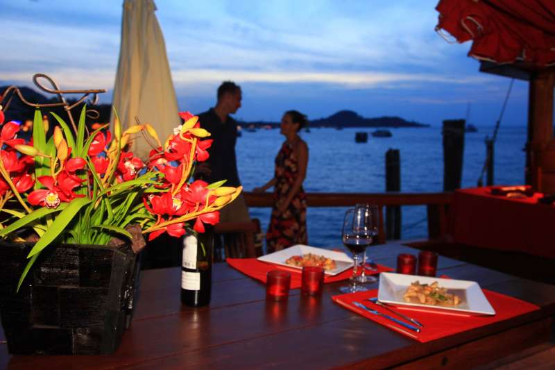 Dîner buffet privé au coucher du soleil