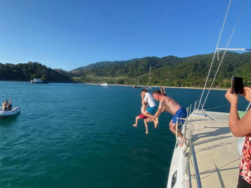 Island Exploration & Snorkeling