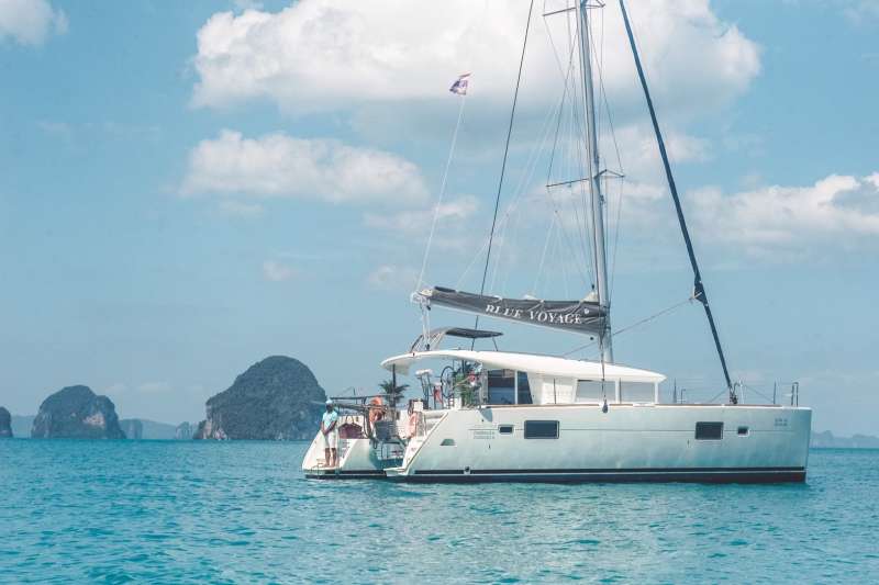 Depart for Koh Hong
