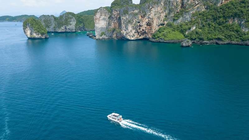 Phi Phi Islands Sightseeing