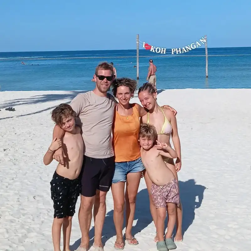Détente sur une plage immaculée