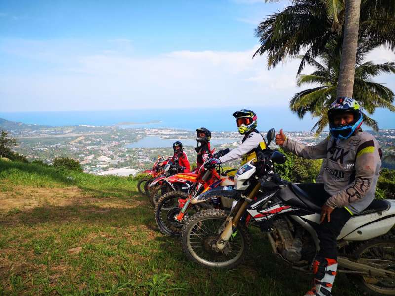 Mountain Peak Viewpoint