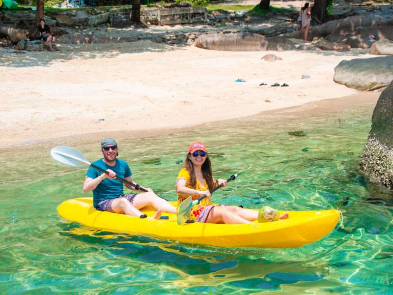 Déjeuner buffet et temps libre à la plage à Koh Tao