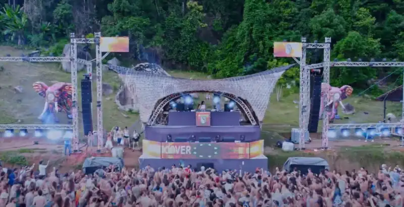 Ankunft bei der Utopia Tropical Experience