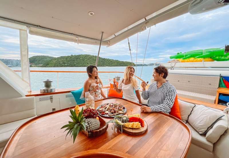 Lunch Onboard