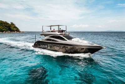 Luxury Motor Yacht HYPE 55